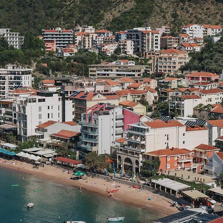 Apartment Near Ponta Nova Of Rafailovici Bečići エクステリア 写真