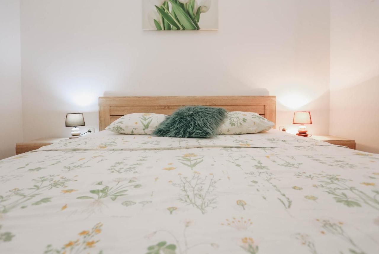 Apartment Near Ponta Nova Of Rafailovici Bečići エクステリア 写真