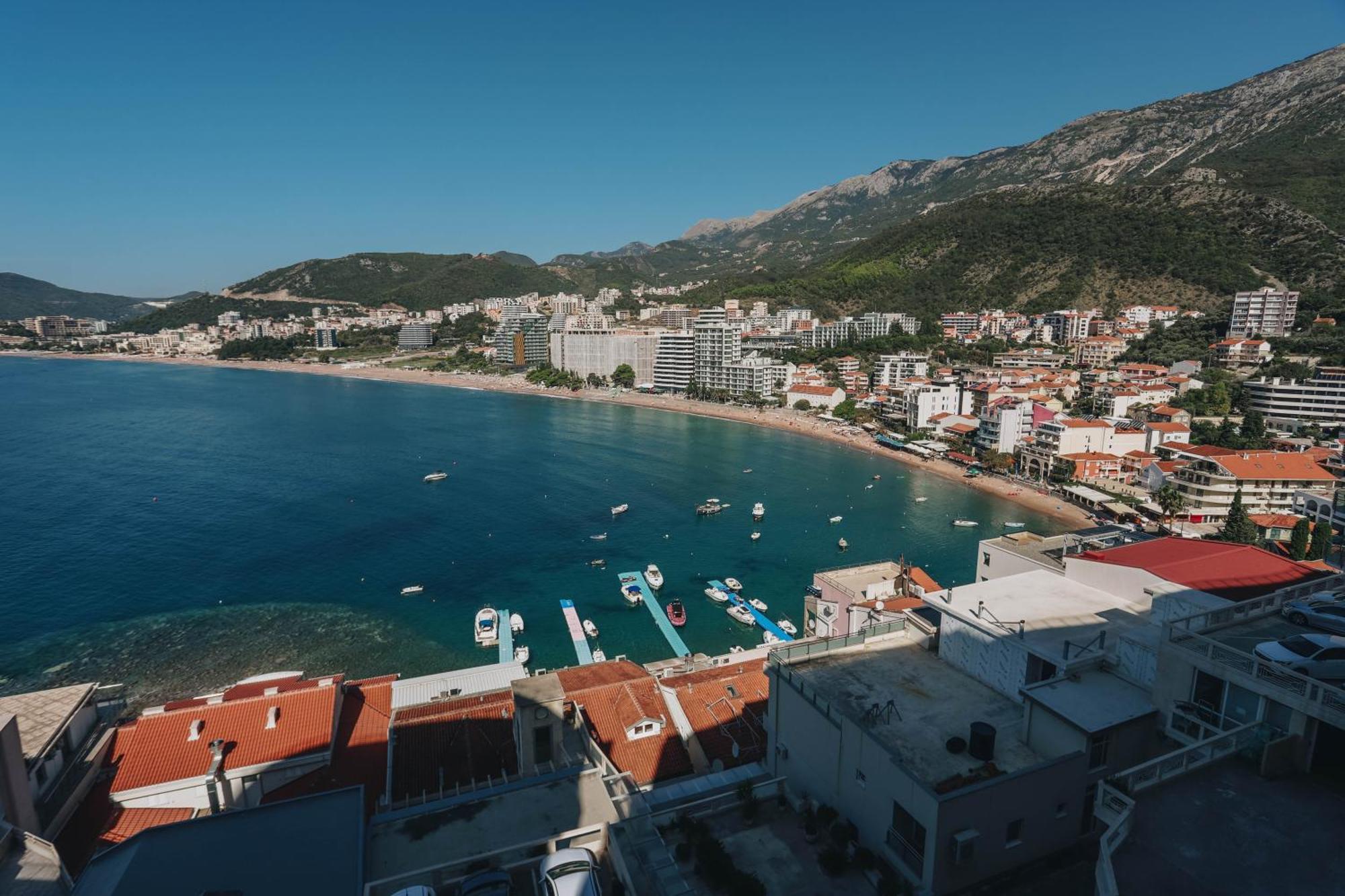 Apartment Near Ponta Nova Of Rafailovici Bečići エクステリア 写真