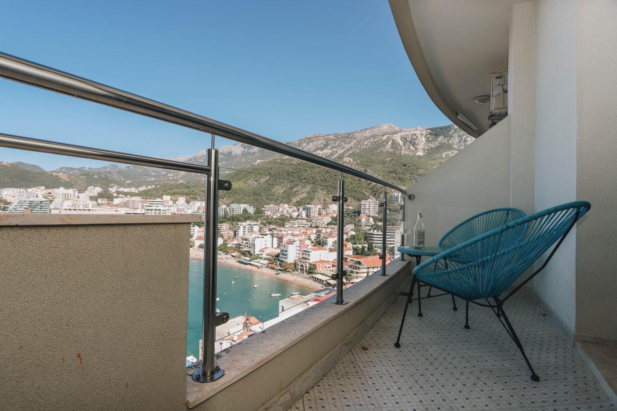 Apartment Near Ponta Nova Of Rafailovici Bečići エクステリア 写真