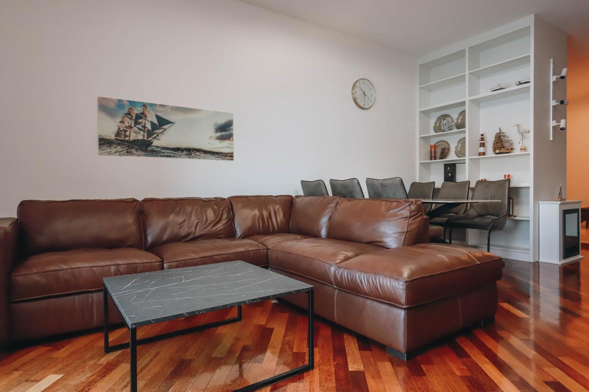 Apartment Near Ponta Nova Of Rafailovici Bečići エクステリア 写真
