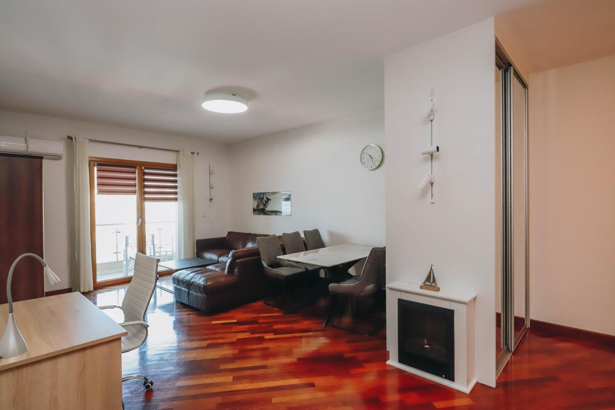 Apartment Near Ponta Nova Of Rafailovici Bečići エクステリア 写真