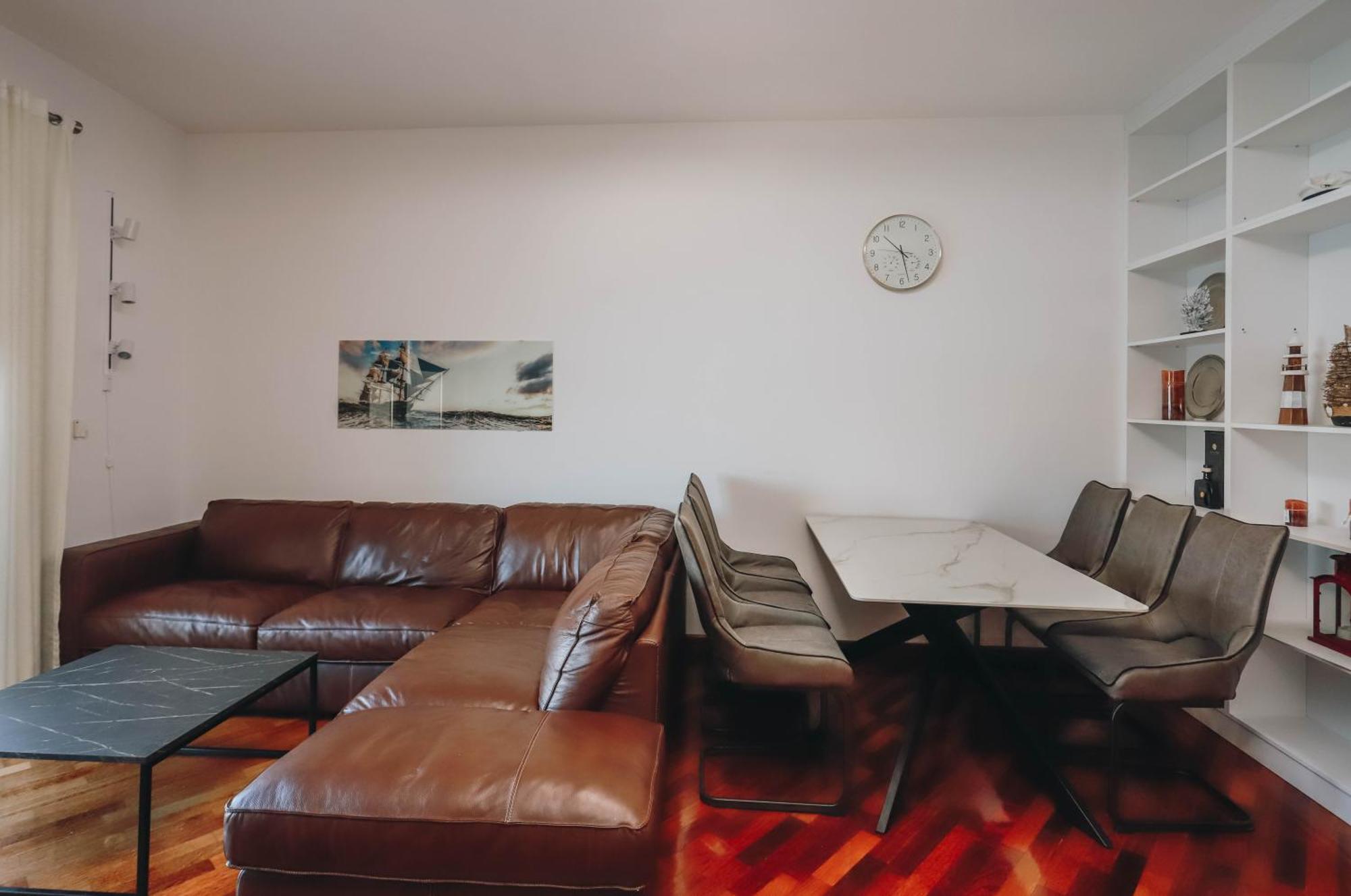 Apartment Near Ponta Nova Of Rafailovici Bečići エクステリア 写真